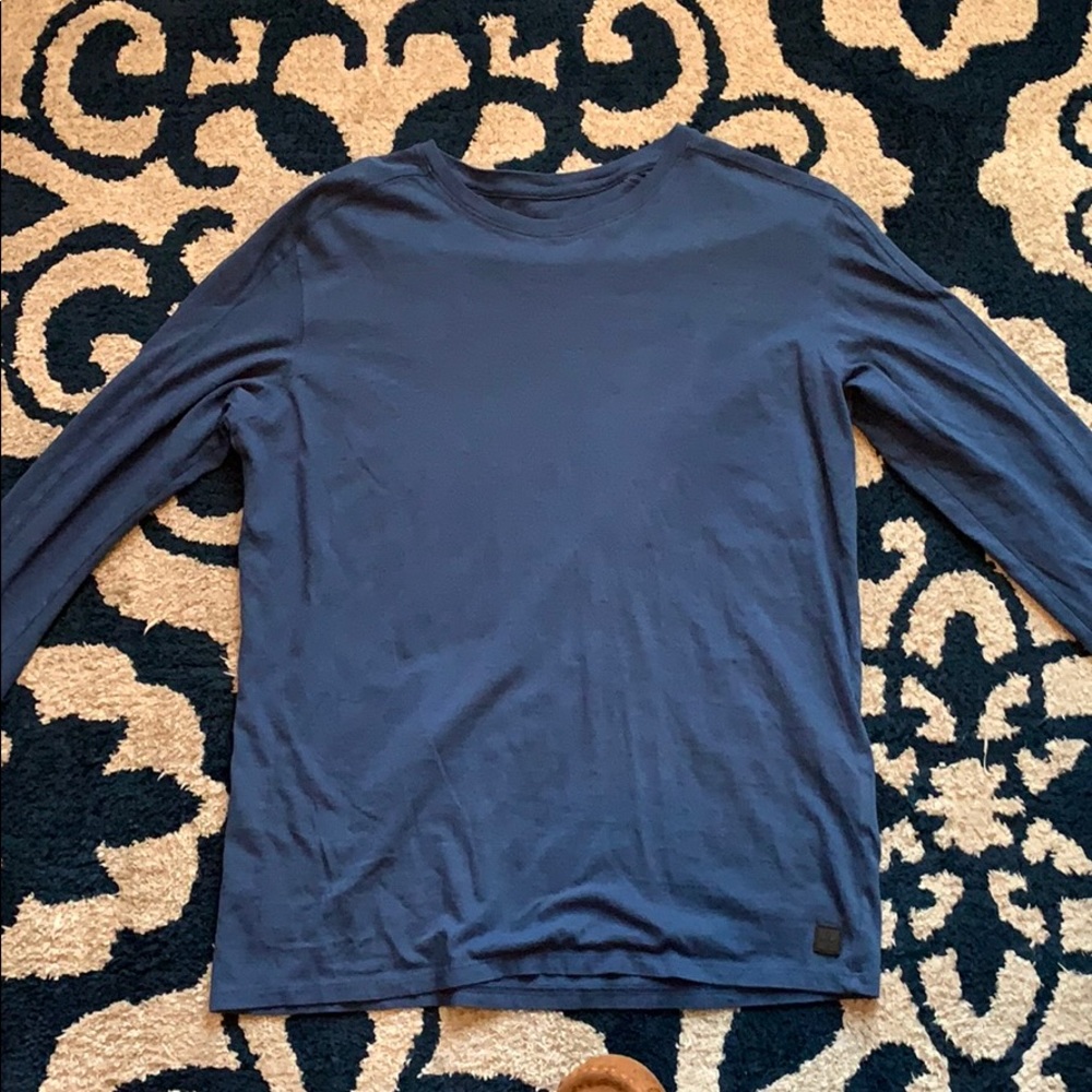 Soft, basic, blue long sleeve
